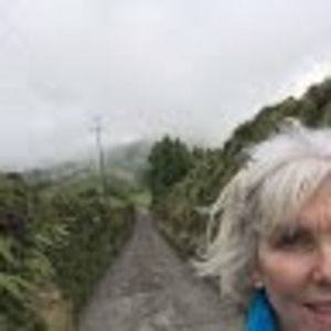 Meet your Posher, Lorraine er